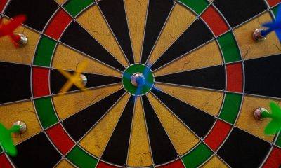 pdc-world-darts-championship-final-smashes-betting-records,-fuelled-by-darts-prodigy-luke-littler