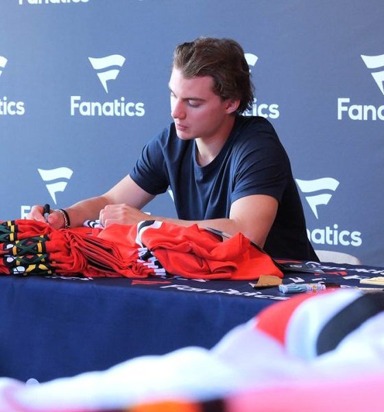 fanatics-announces-multi-year-partnership-with-chicago-blackhawks-star-connor-bedard