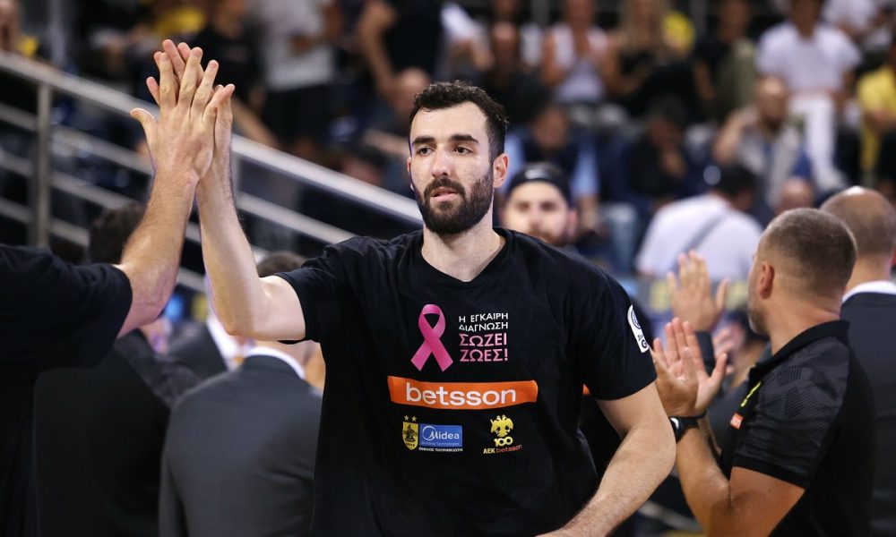 betsson,-aris-bc-and-aek-betsson-bc-join-forces-to-raise-awareness-for-breast-cancer-prevention