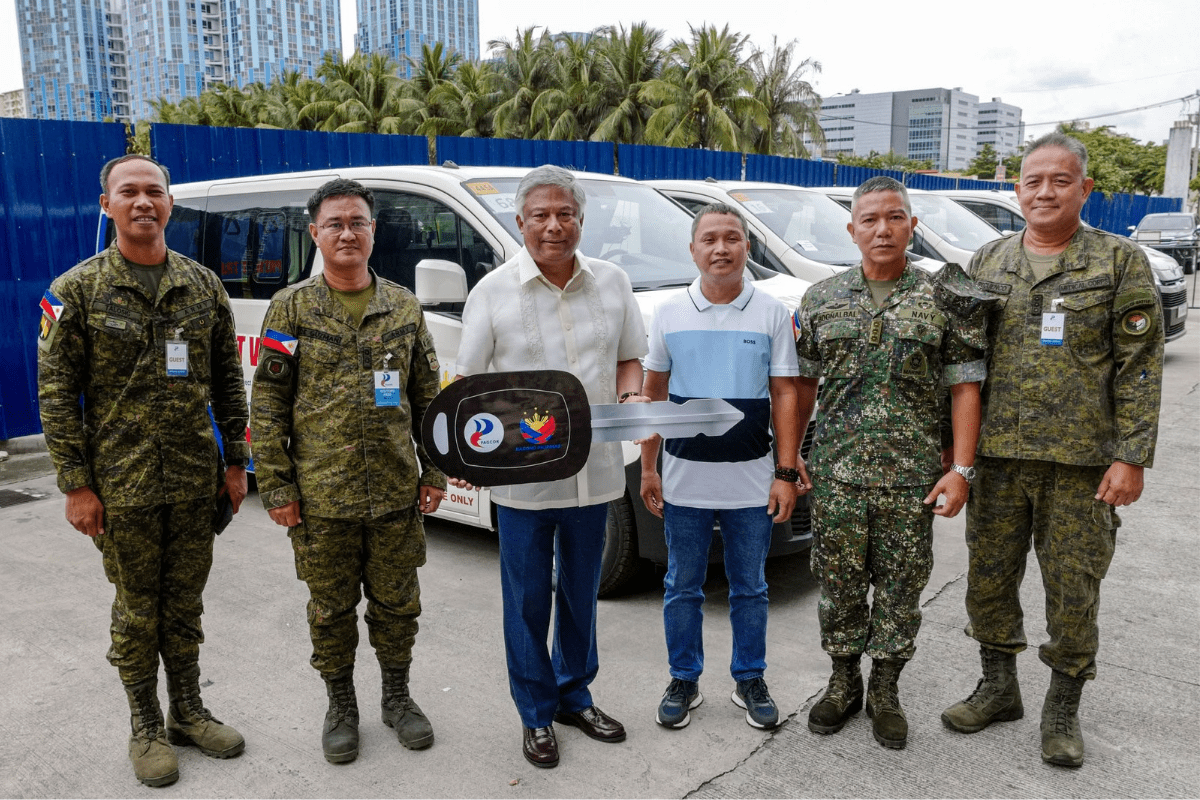more-patient-transport-vehicles-donated-to-military-units,-lgu