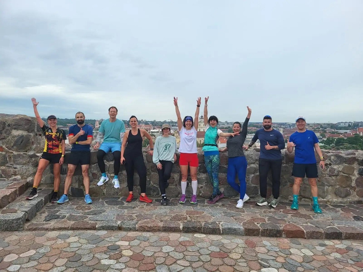 hipther-movement-unveils-2026-run-challenge-to-help-runners-stick-with-training-beyond-january