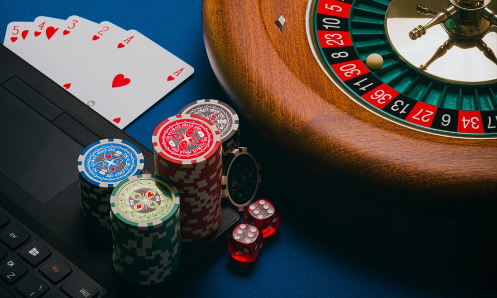 danes-spent-more-on-online-casino-and-betting-in-november-2025