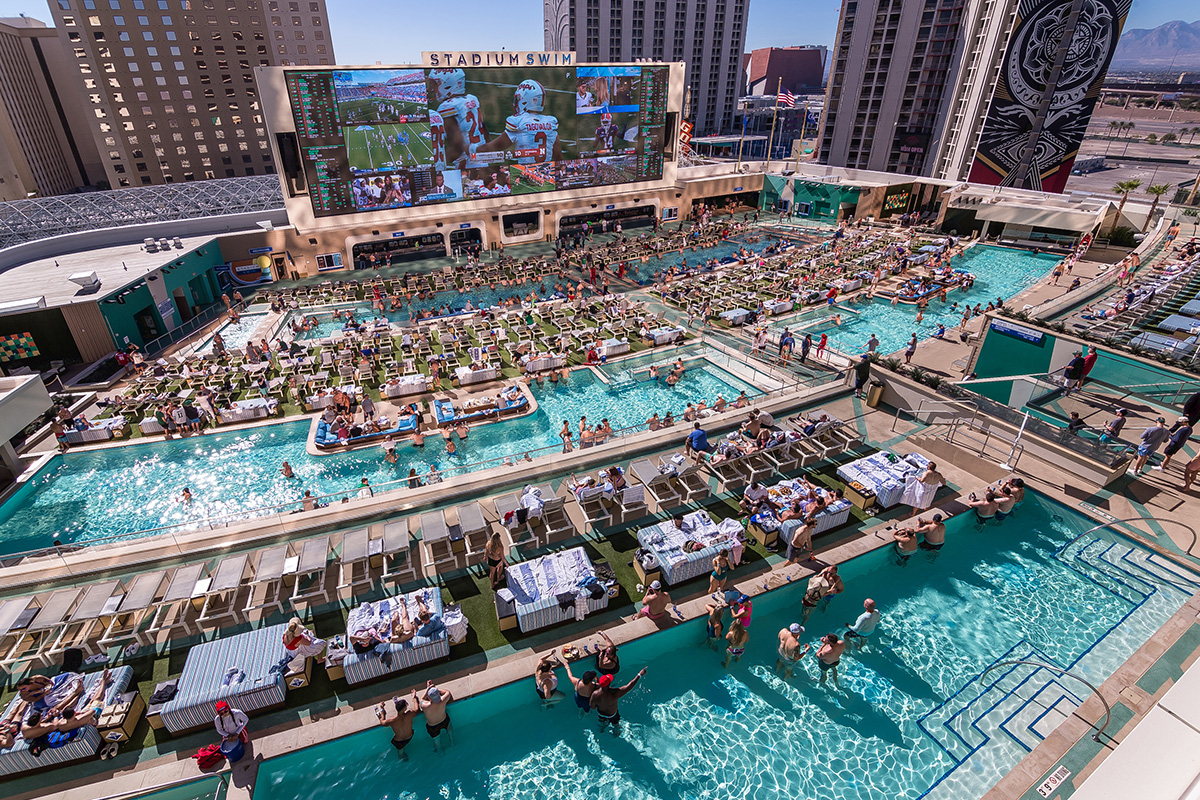 college-basketball-crown-and-circa-resort-&-casino-announce-return-of-crown-town-fan-fest-at-stadium-swim
