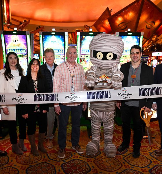 all-new-spooky-link-grand-by-aristocrat-gaming-makes-official-debut-at-mohegan-sun