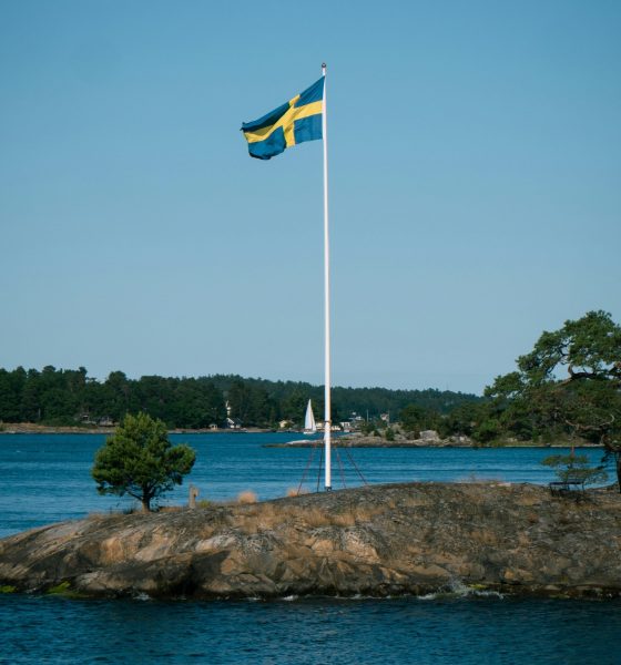 plans-to-close-sweden’s-black-market-loophole-in-limbo