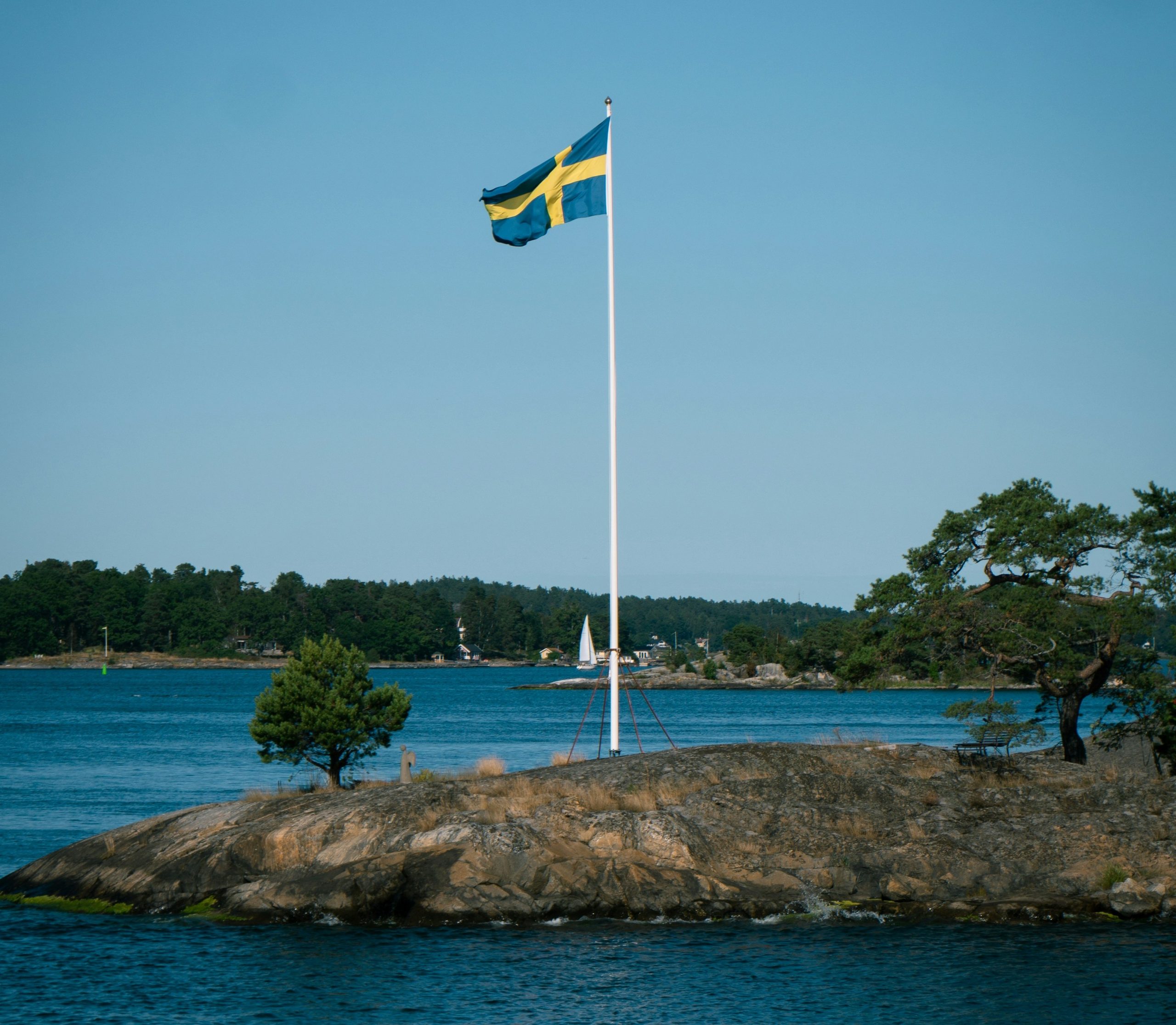 plans-to-close-sweden’s-black-market-loophole-in-limbo