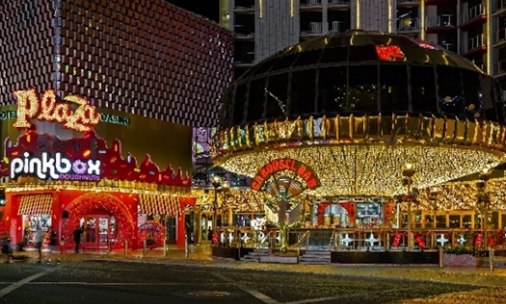 celebrate-st.-patrick’s-day-at-the-plaza-hotel-&-casino’s-glittering-carousel-bar