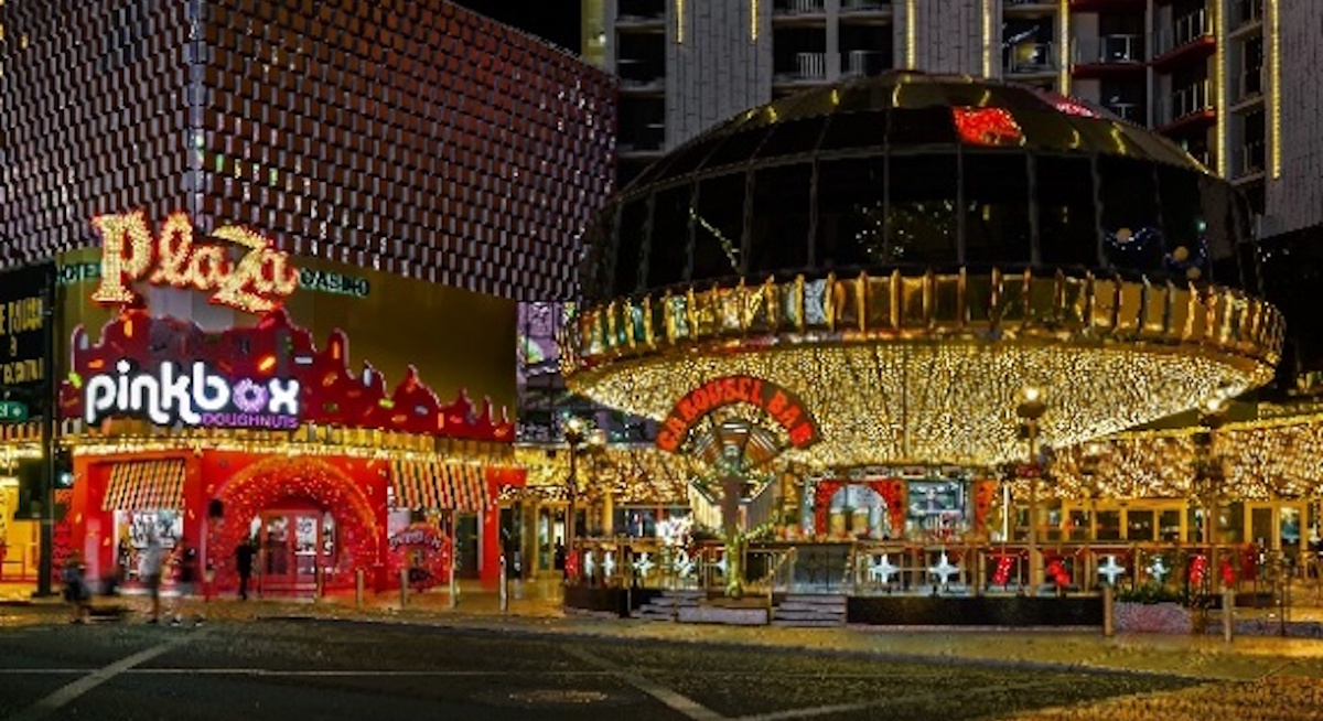 celebrate-st.-patrick’s-day-at-the-plaza-hotel-&-casino’s-glittering-carousel-bar