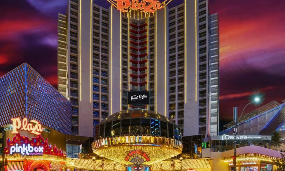 celebrate-st.-patrick’s-day-at-the-plaza-hotel-&-casino’s-carousel-bar