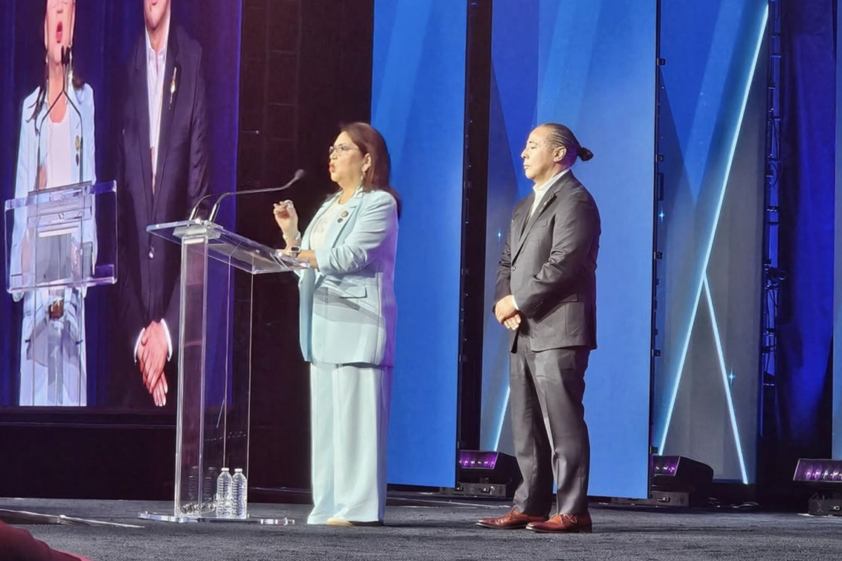 iga-and-ncaied-honor-chairman-ernie-stevens,-jr.-at-res-2026-in-las-vegas