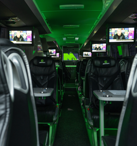 midnite-runs-free-coaches-for-southampton-fans-to-fa-cup-semi-final-at-wembley