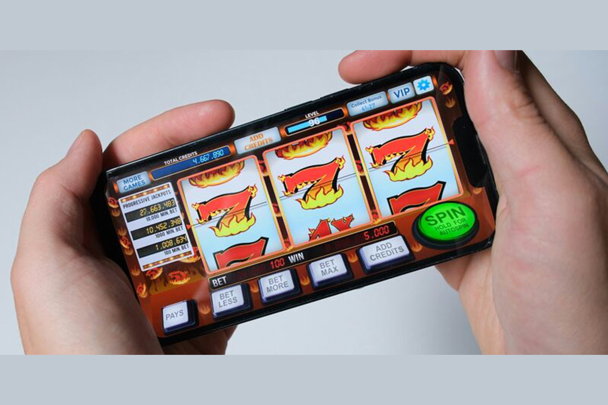 online-gambling-issues-reported-to-national-helpline-hit-highest-level-since-2021