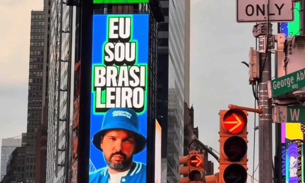 esportes-da-sorte-runs-world-cup-fan-chant-spot-on-times-square-screens