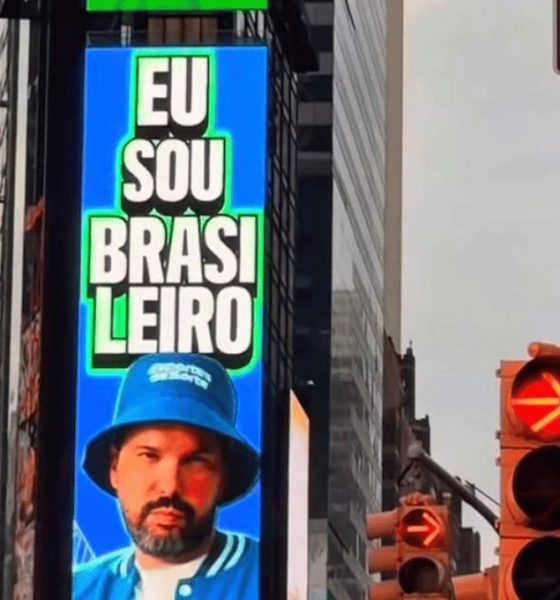 esportes-da-sorte-runs-world-cup-fan-chant-spot-on-times-square-screens