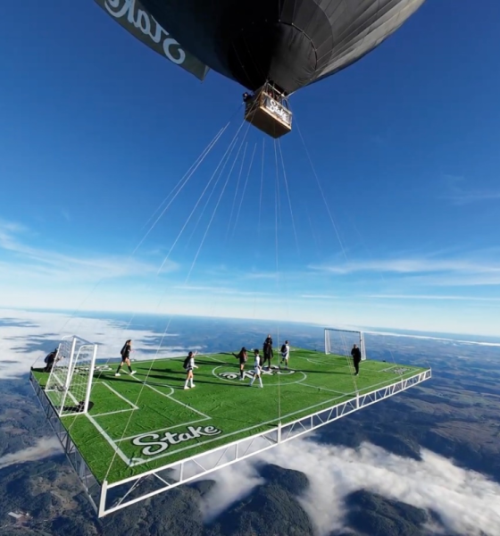 stake-releases-hot-air-balloon-football-match-stunt-at-10,000ft