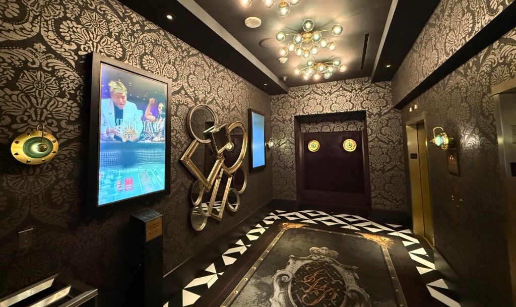 raise-a-glass:-the-vanderpump-hotel-celebrates-$813,553-jackpot-win