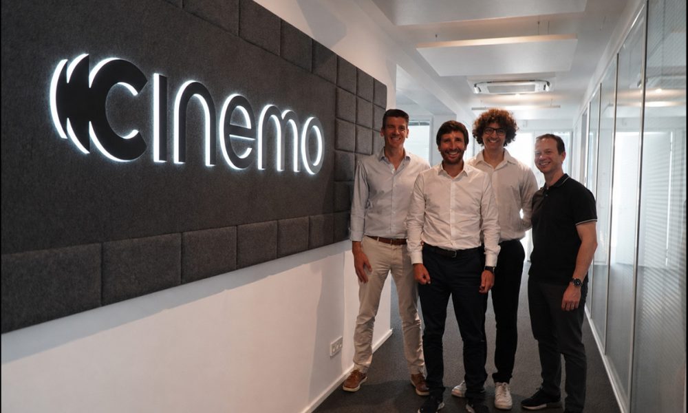 immersive-in-car-gaming-becomes-reality:-the-cinemo-and-smashlabs-partnership